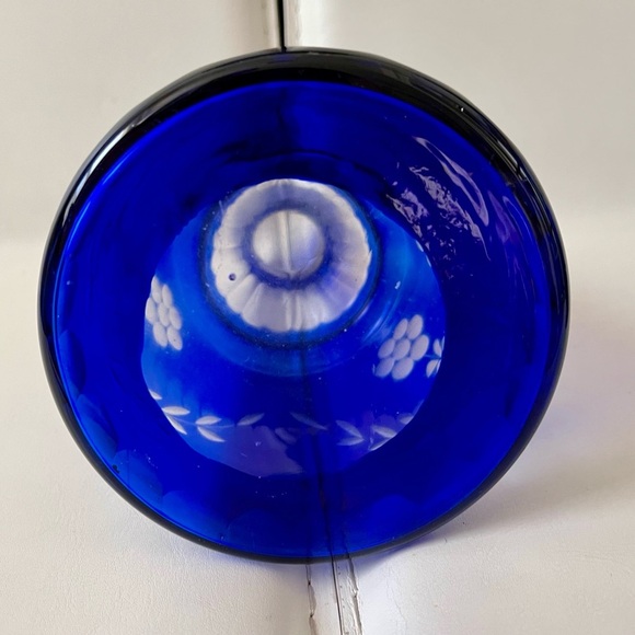 Bohemian Glass Vase Cobalt Blue 7.5 Inch - Picture 6 of 10